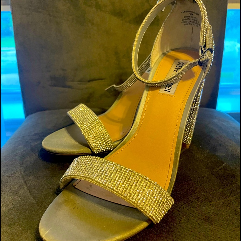 Steve Madden Carrson heels